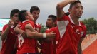 Chile venció ajustadamente a Colombia y mantuvo su ilusión de llegar al Mundial de Turquía