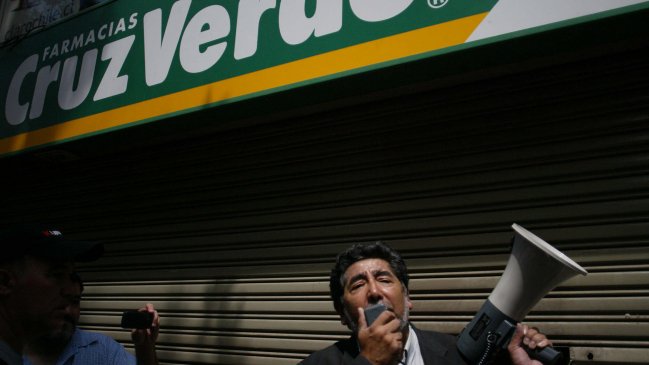 Sernac interpuso demanda colectiva por colusión de farmacias