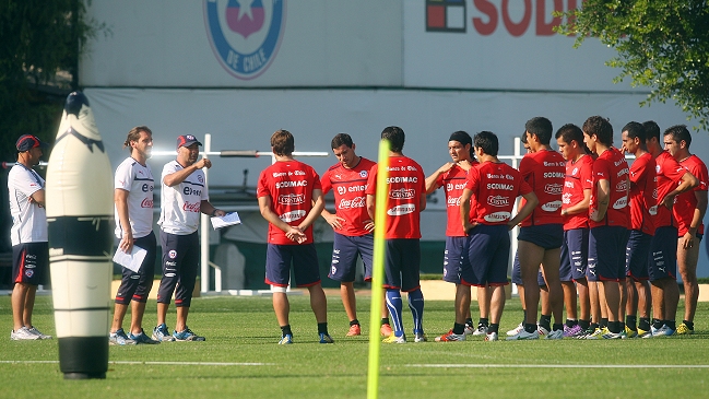 Sampaoli espera por Suazo, Vargas y Rabello para completar la selección