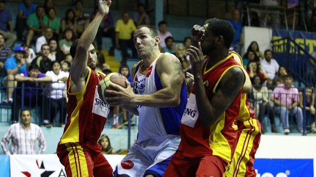 Español de Talca derrotó a Boston College y amplió su ventaja en la final de la Liga Nacional