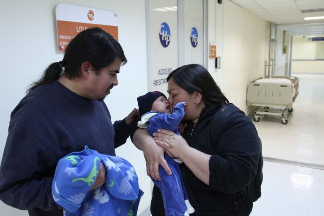 Decana de Medicina U. de Chile y nuevas patologías AUGE: Será una recarga al sistema de salud