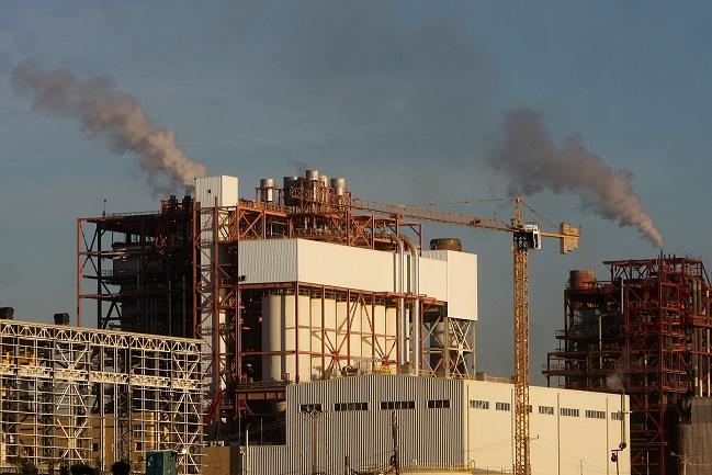 Superintendencia pidió datos a Codelco y AES Gener por contaminación en Ventanas