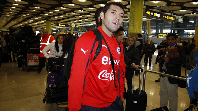 Vuelo de la selección chilena debió volver a Madrid