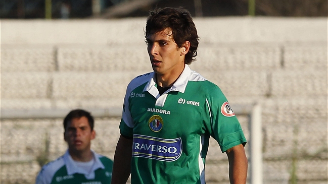 Colo Colo afina los últimos detalles para sumar al zaguero Lucas Domínguez