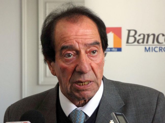 Presidente de Confederación del Comercio: 