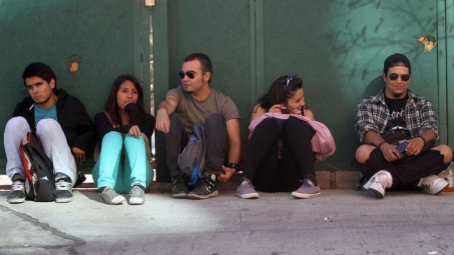 Economistas anticiparon desaceleración para Chile durante 2013