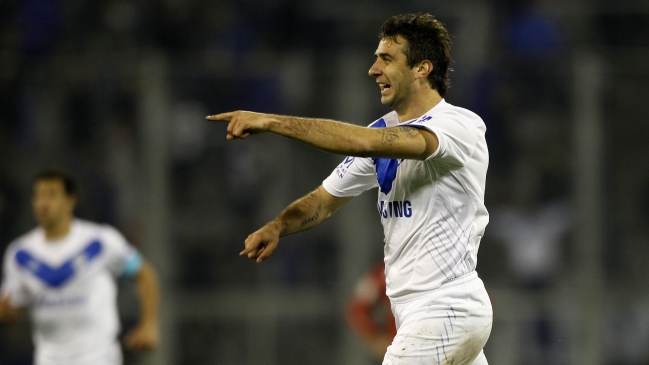 Vélez Sarsfield sumó una victoria en el arranque del fútbol argentino