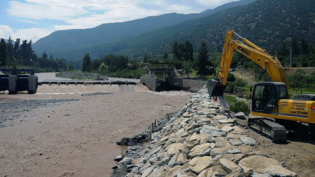 Ex ministro Bitar acusó 