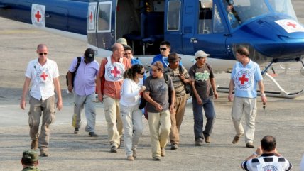   Guerrilla colombiana liberó a cinco rehenes 