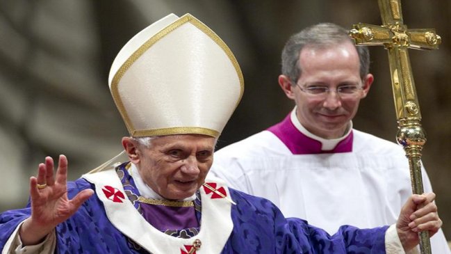 Benedicto XVI recibió en audiencia privada a Mario Monti