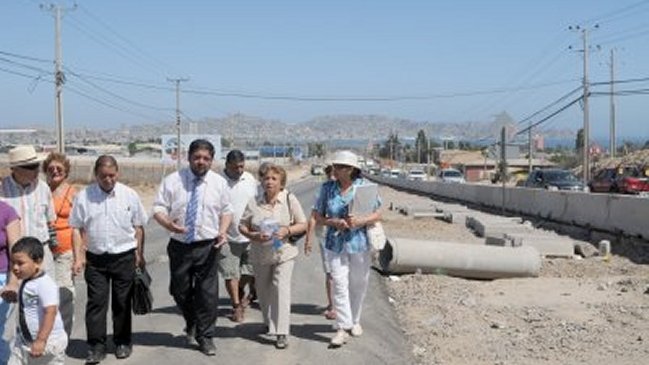 Vecinos de La Cantera protestaron por retrasos en obras de doble vía en Coquimbo