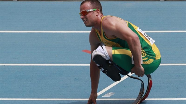 Oscar Pistorius canceló todas sus carreras por el crimen de su novia