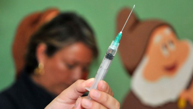 En marzo se retomará vacunación contra la meningitis