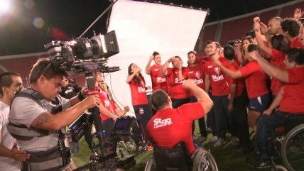  González encabeza a atletas en spot de Santiago 2014  