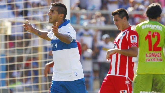 U. Católica goleó a U. La Calera y se consolidó en la cima del Campeonato 2013