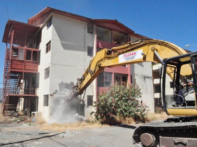 Damnificados amenazaron con tomarse sus futuras casas por demora en entrega