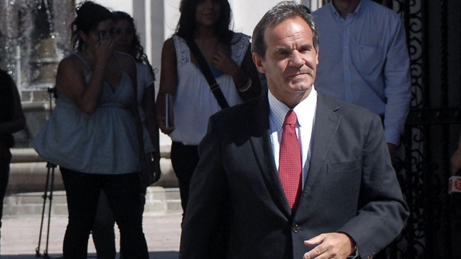 Andrés Allamand no asistirá a la vigilia del 27-F