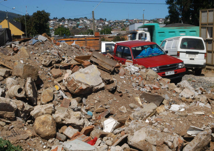 Abogado de Rosende: Reformalización en caso tsunami no tiene sentido