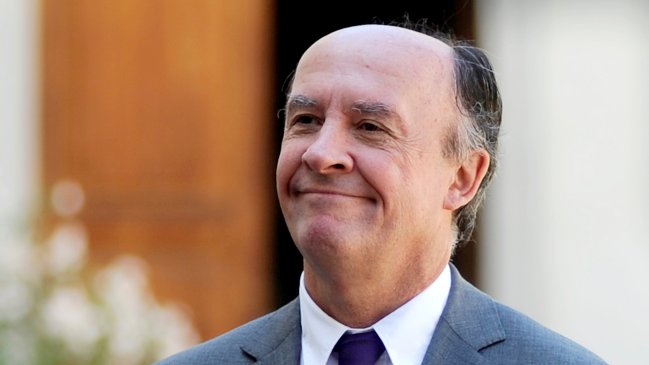Ministro Larroulet: Se estudian formas de compensación por 27-F
