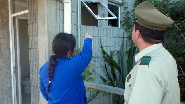 Delincuentes maniataron a anciana durante asalto en Las Condes