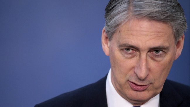 Ministro británico pide recortes en beneficios sociales y no en defensa