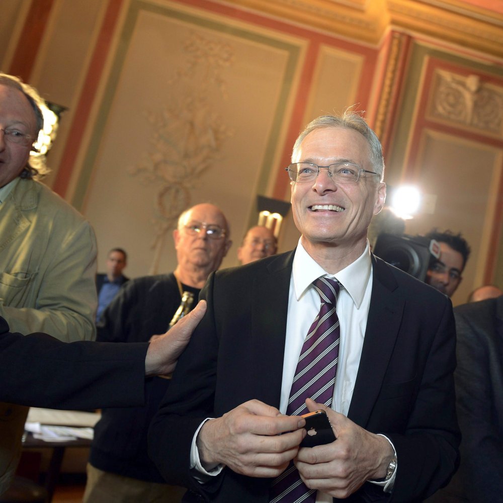 Suiza aprobó en referéndum que se limiten salarios excesivos de los directivos