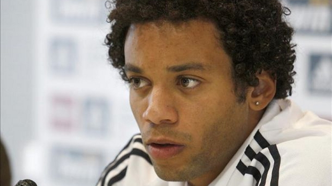 Defensa de Real Madrid fue sorprendido conduciendo con licencia vencida