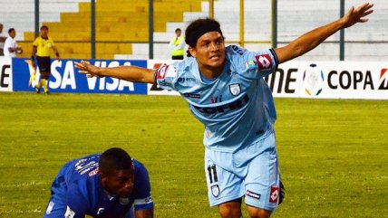   Manuel Villalobos anotó el descuento de Deportes Iquique en su caída ante Emelec 