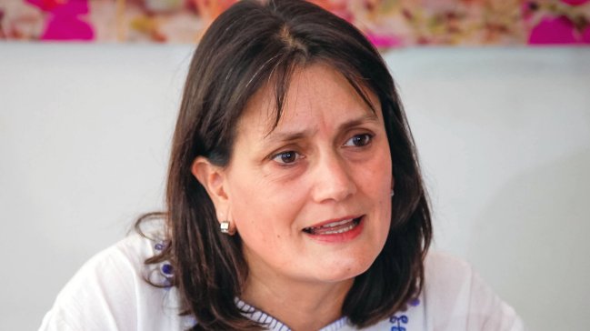 Ex ministra: Bachelet presentó un proyecto a favor de las mujeres en 2007