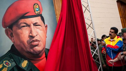 Cuerpo de Chávez será embalsamado para mostrarlo al pueblo