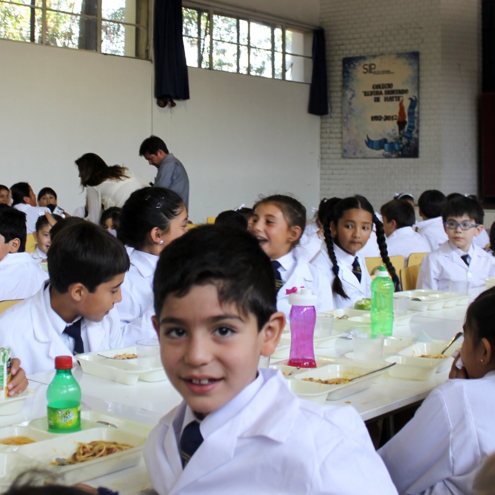 Monitoreo de alimentación escolar detectó deficiencias en 9 por ciento de los colegios