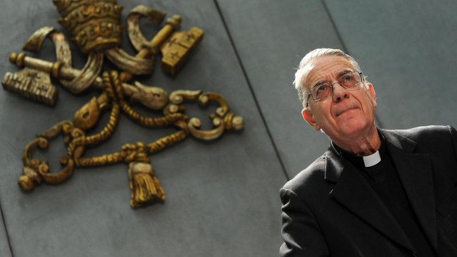 El cónclave comenzará entre el lunes y miércoles próximo, dice Lombardi