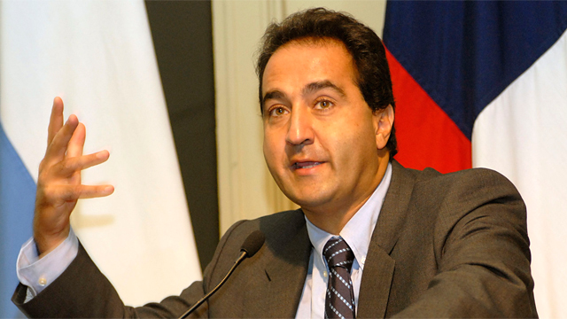 Zalaquett: No era conveniente abrir un foco de conflicto por Santiago Poniente