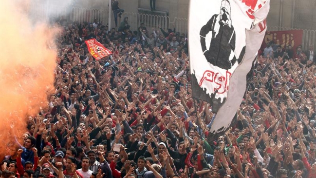 Cinco acusados por masacre en estadio de Egipto fueron condenados a cadena perpetua