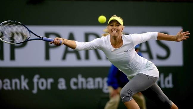 Maria Sharapova debutó con clara victoria en Indian Wells