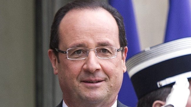 Popularidad de Sarkozy es mayor que la de Hollande