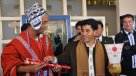 Ronaldinho fue homenajeado y vestido como indígena aimara en Bolivia