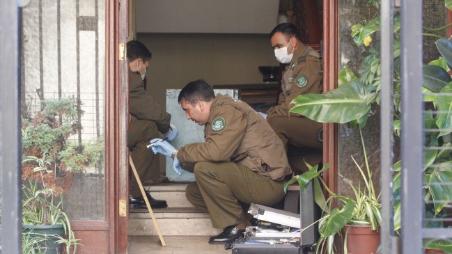 Dos delincuentes asaltaron casa en La Cisterna