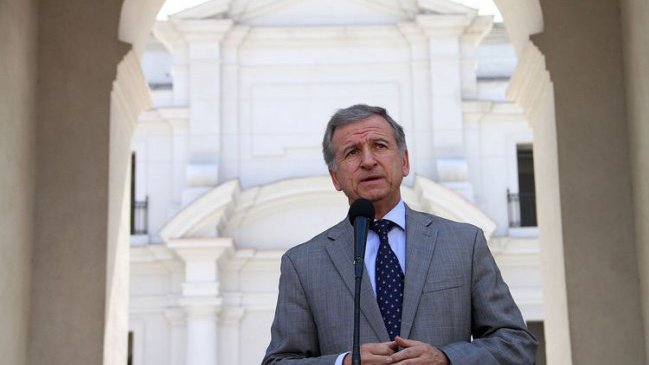 Alza de combustibles: Ministro Larraín defendió uso del Sipco