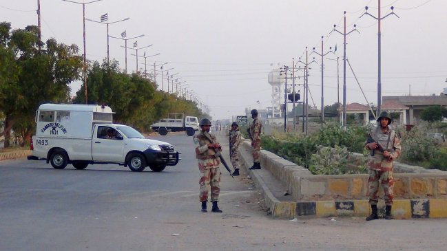 Más de 20 soldados murieron en accidente de autobús en Pakistán