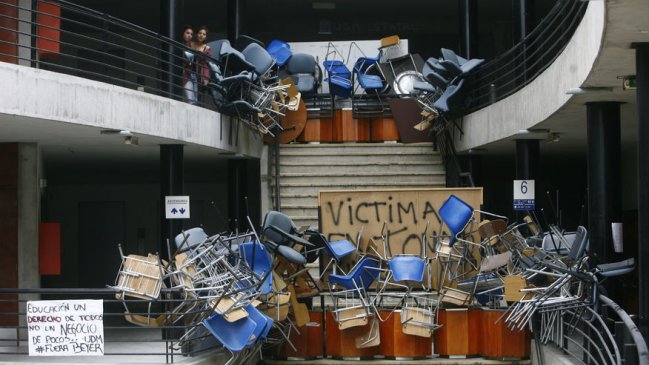 Justicia decretó la quiebra de la U. del Mar y rector emplazó a Beyer