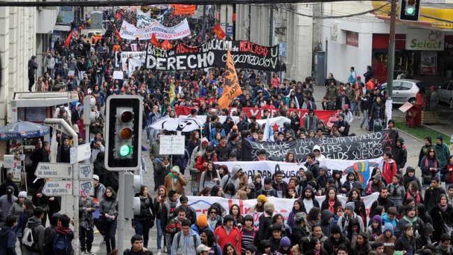 Confech confirmó fecha de la primera marcha estudiantil