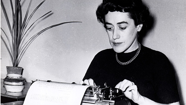 En su natalicio 94 se pre estrena documental de Isidora Aguirre