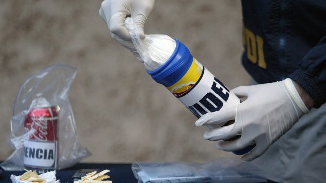 Narcos ingresaban a Chile cocaína diluida en latas de bebida