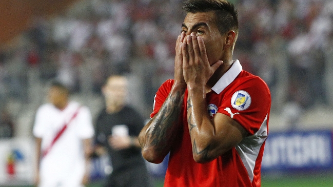 Chile cayó ante Perú y se le complicó el escenario en las Clasificatorias a Brasil 2014