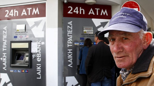 Chipre impondrá tasa de hasta el 20 por ciento a depósitos superiores a 100 mil euros