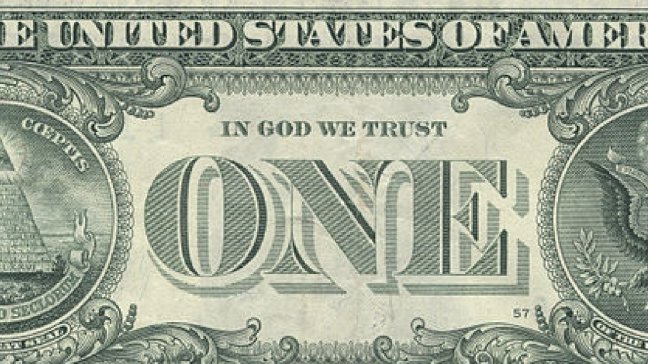 Ateos estadounidenses quieren sacar alusiones a Dios de los billetes