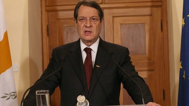  Presidente y ministros de Chipre se bajaron los sueldos  