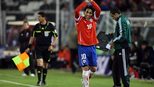 Médico de Palmeiras estima que Valdivia estará en amistoso ante Brasil