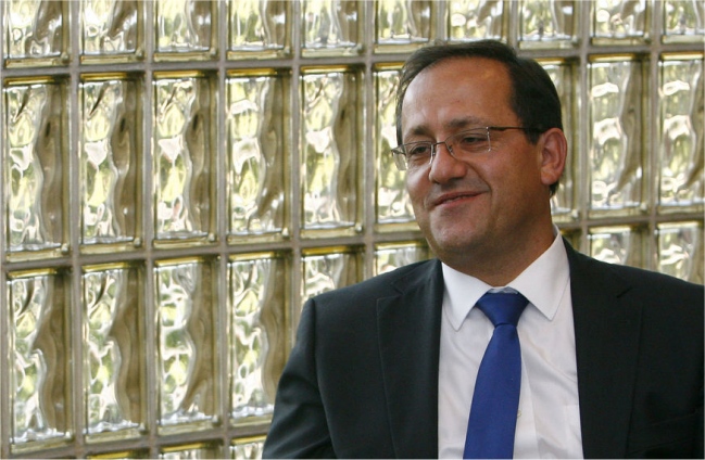 Beyer: Esta acusación es parte de la politiquería de este país